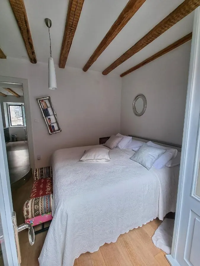 Apartment Diocletian Pearl Split