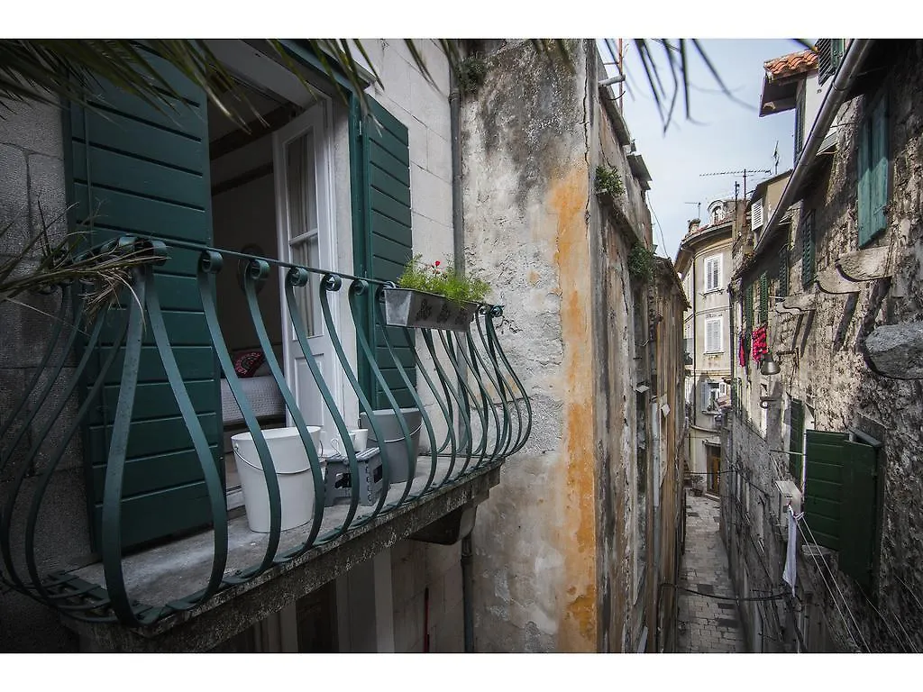 Apartment Diocletian Pearl Split 0*,  Croatia